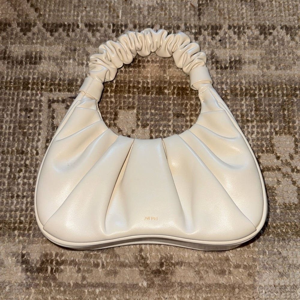 JW PEI cream shoulder bag